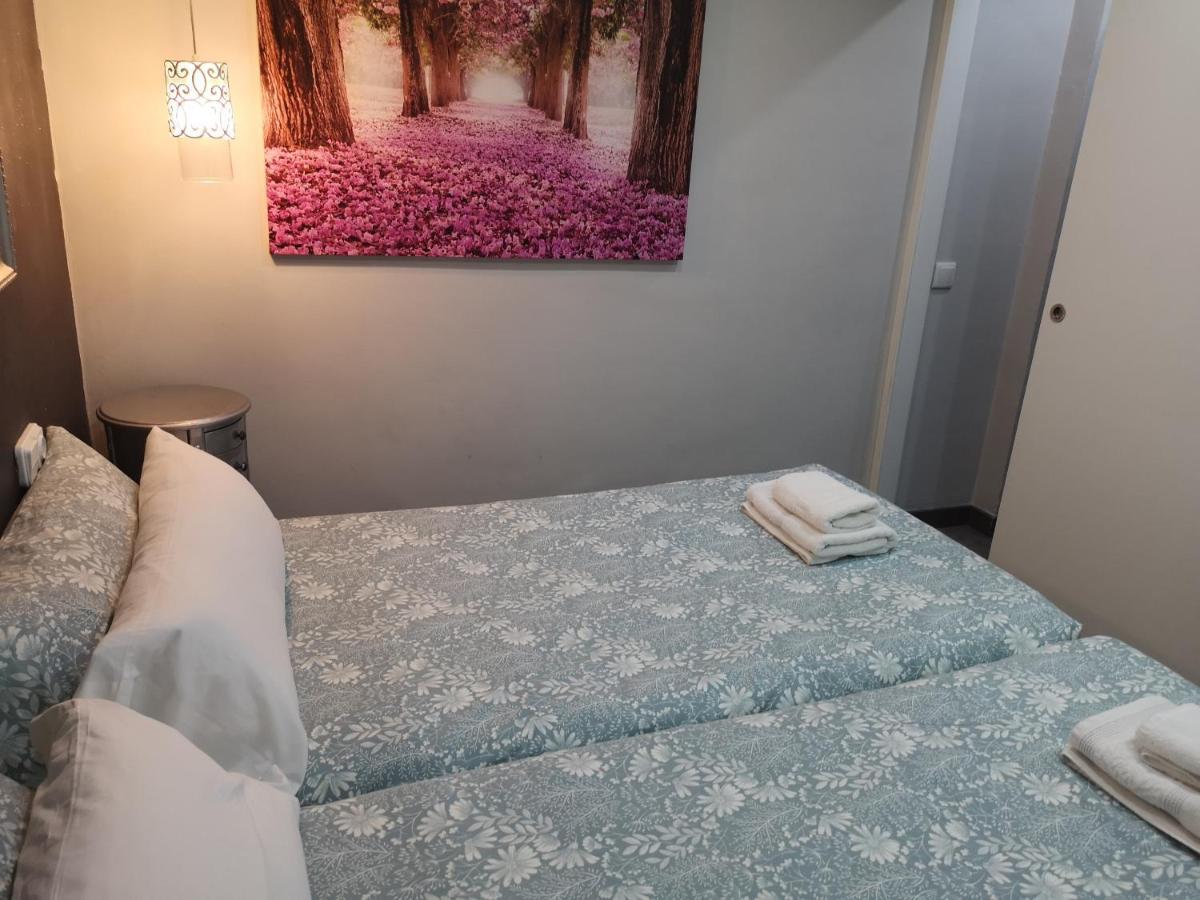 Aparteasy - Eixample Center Барселона Екстер'єр фото