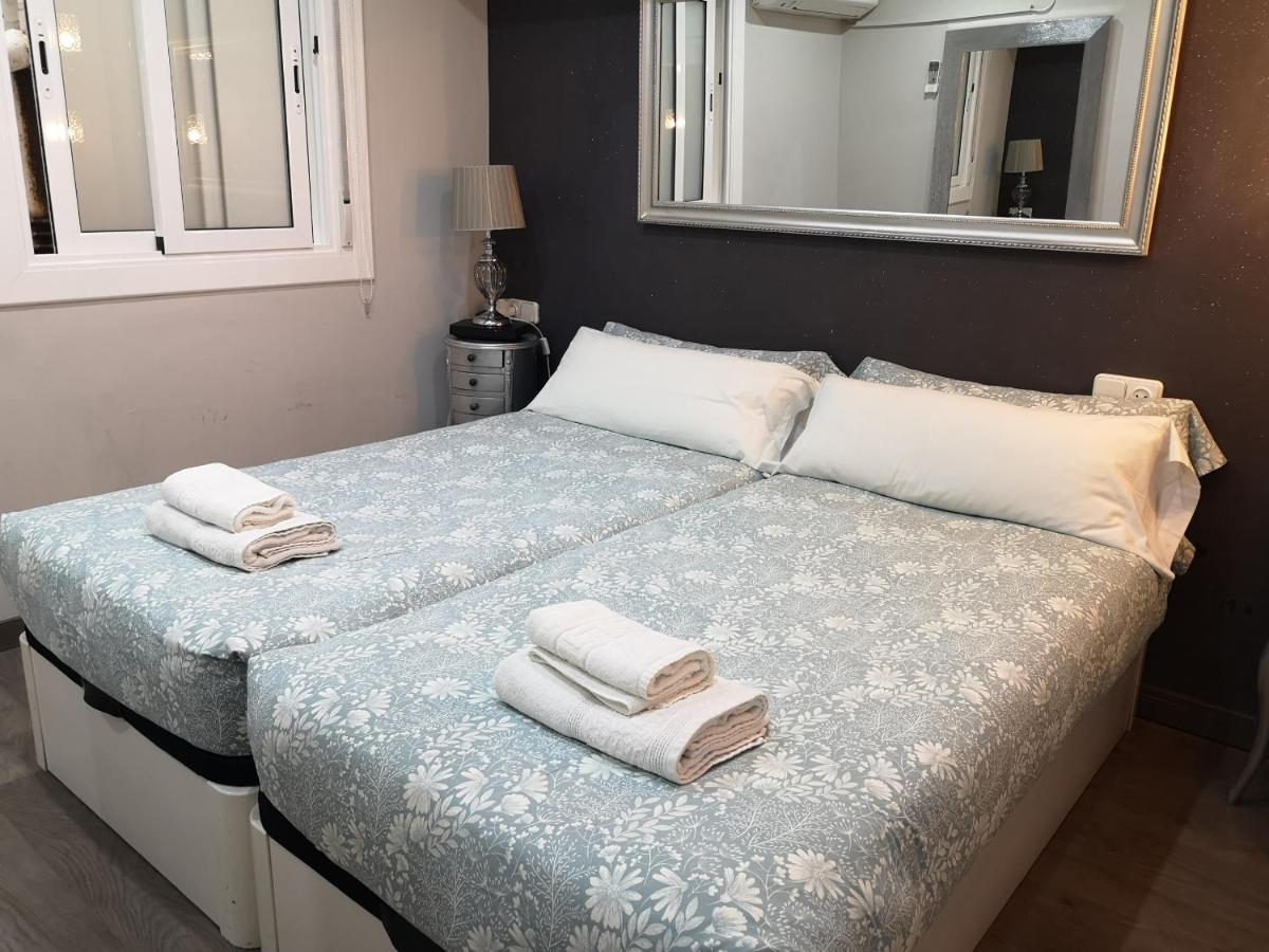 Aparteasy - Eixample Center Барселона Екстер'єр фото